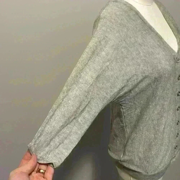 Banjo & Matilda Silk and Cashmere blend V Neck button up Cardigan - Picture 5 of 9